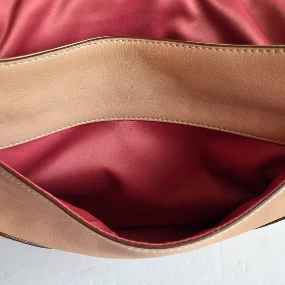 EUC Coach Poppy Whipstitched Hobo (#19004) in Natural Vachetta Leather - Picture 14 of 16